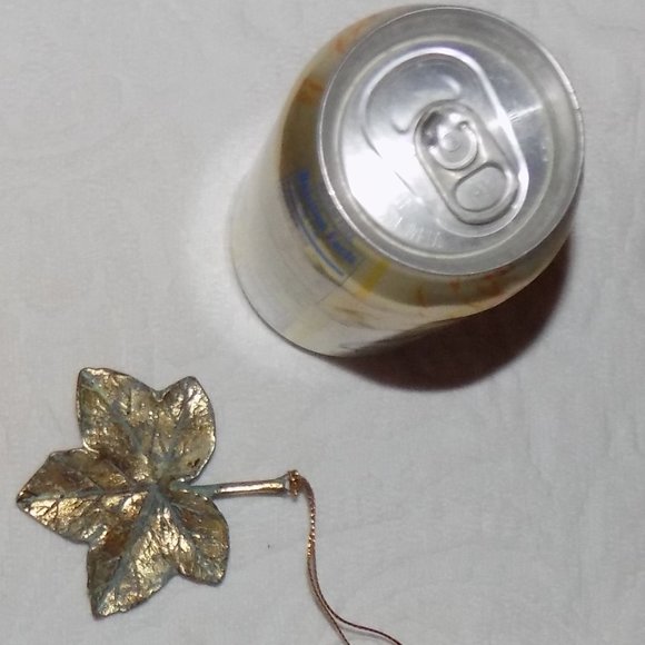 1980's Rustic Gold Mini Maple Leaf Holiday Ornaments by Boston International - Picture 4 of 13